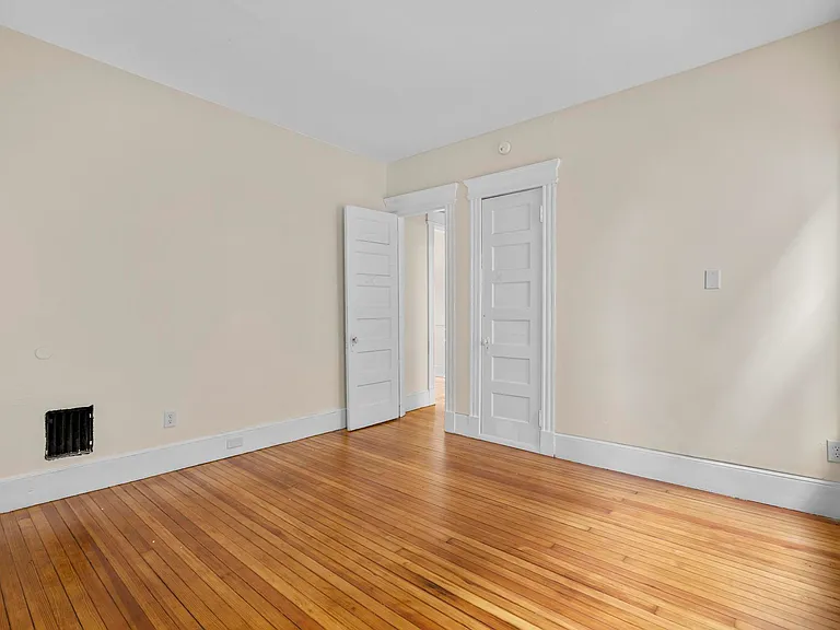 167 Norton St #1 — Photo 7