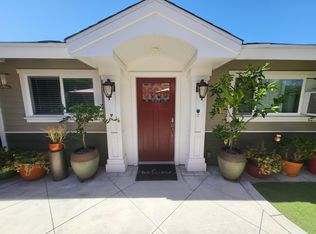 2298 Orange Ave, Costa Mesa, CA 92627