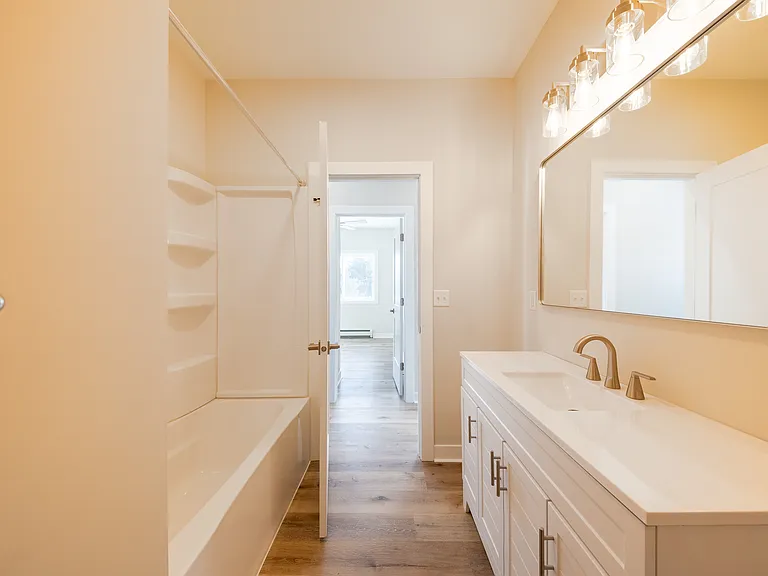 404 W Baraga Ave #B — Photo 16