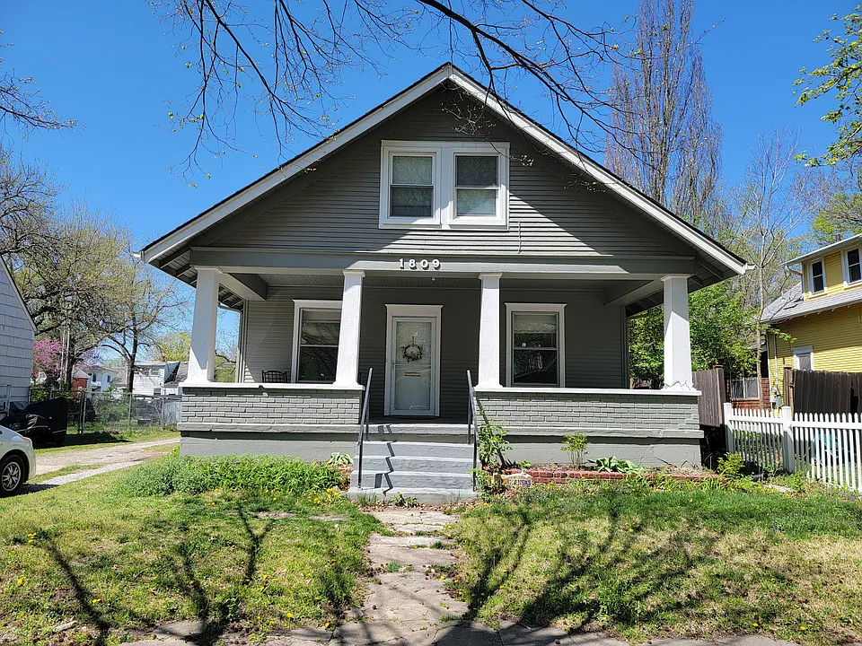 1809 Mississippi St