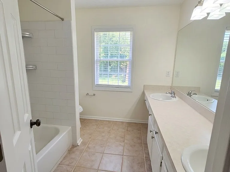 3270 Stratton Ln — Photo 14