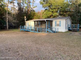 330 Milton Ave, Interlachen, FL 32148