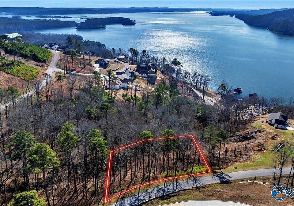 1st image of 110 Boat House Dr