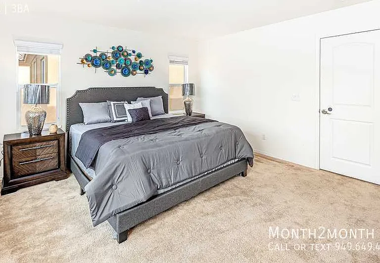 630 W Woodcrest St — Photo 62