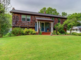 34 Winside Ln, Coram, NY 11727