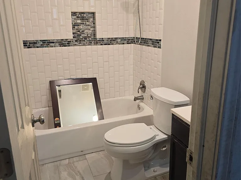 9726 Appleridge Dr — Photo 5