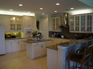 3569 Gulfstream Way, Davie, FL 33328