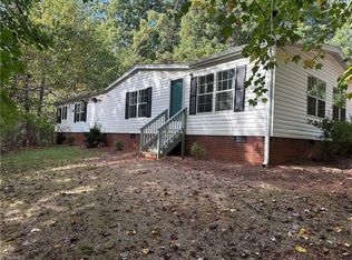 6610 Edgeworth Trl, Pfafftown, NC 27040