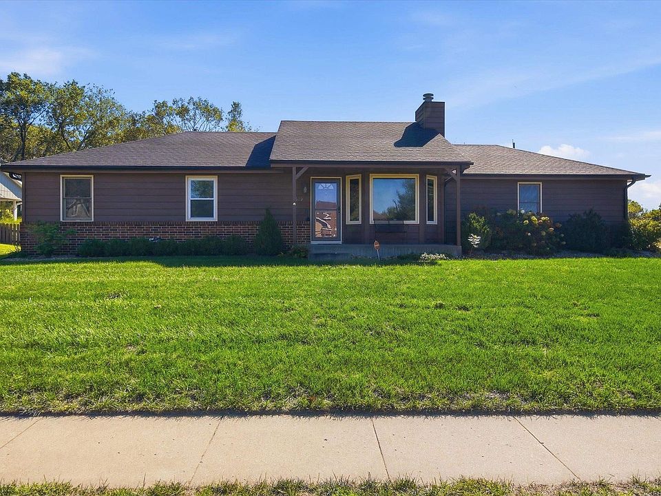 1st image of 1629 NW 33rd Pl