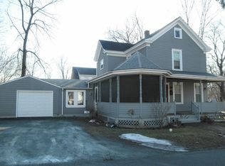 2 George St, Castleton, NY 12033