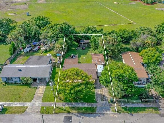 2nd image of 358 Golf Blvd