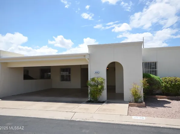 9036 E Palms Park Dr, Tucson, AZ 85715