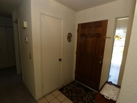 3rd image of 598 W Ashcroft Ave