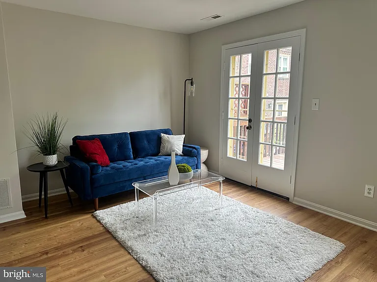 4847 Chevy Chase Dr #172 — Photo 27
