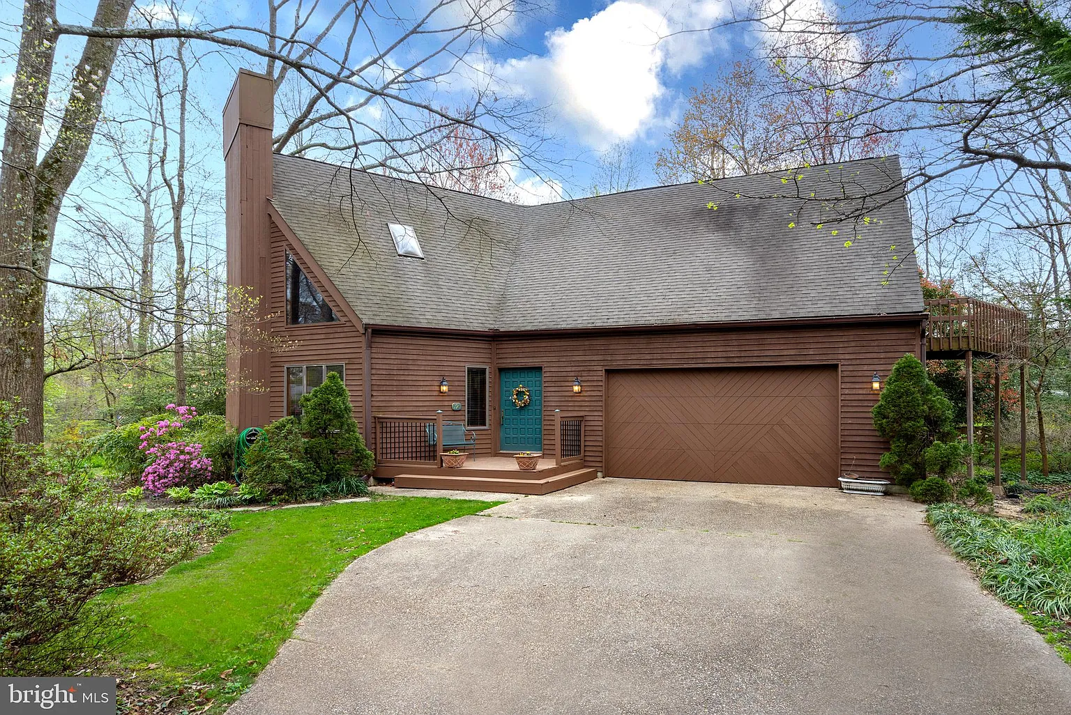 196 Berrywood Dr photo 1