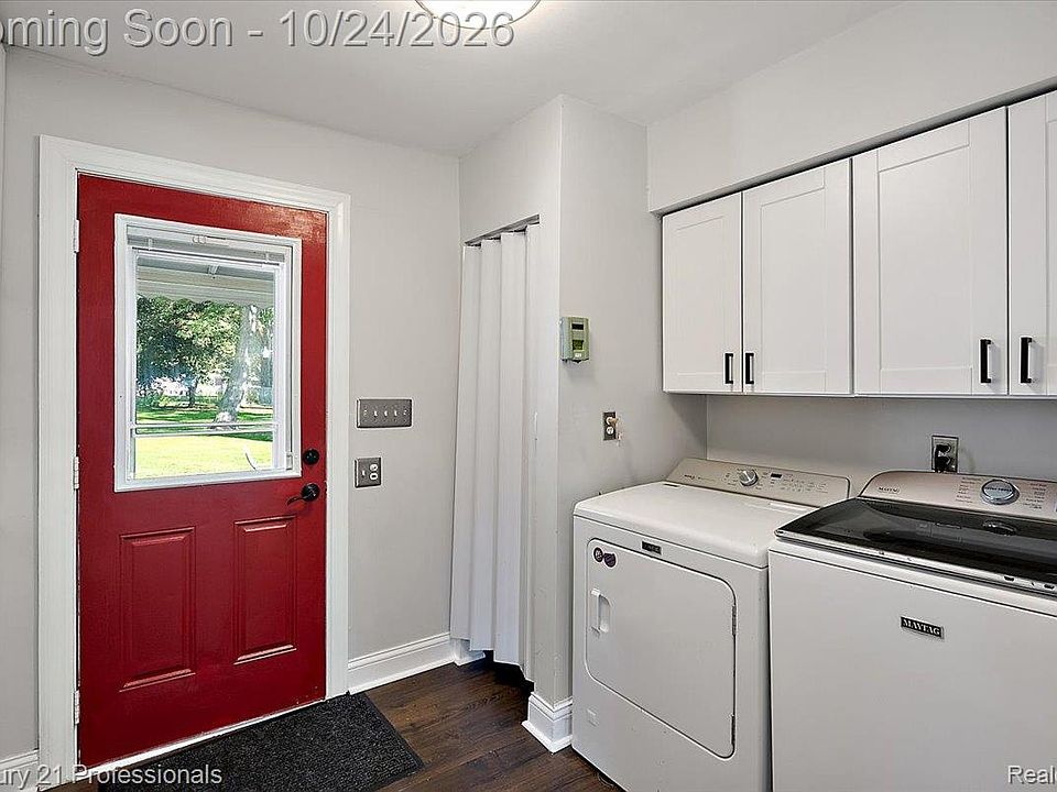 935 Ottawa Dr, photo 14