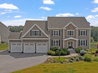 7 Hunters Ridge Way, Hopkinton, MA 01748