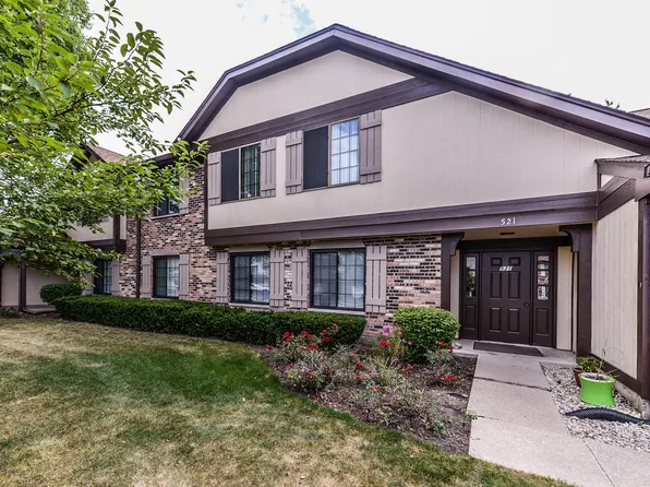 521 Cumberland Trl APT A, Roselle, IL 60172