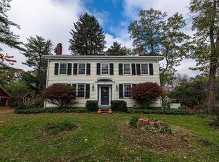 5 Tompkins Rd, Ravena, NY 12143