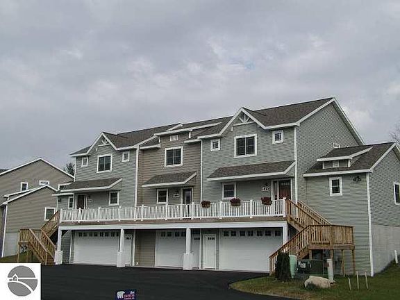 4th image of 4830 Black Bear Dr