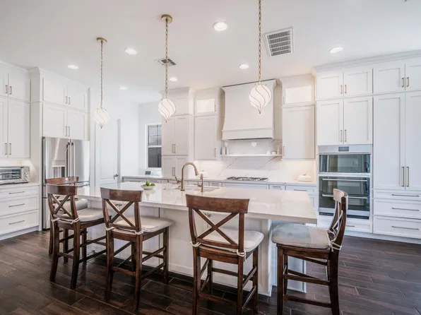902 E HORSESHOE Place, Chandler, AZ 85249