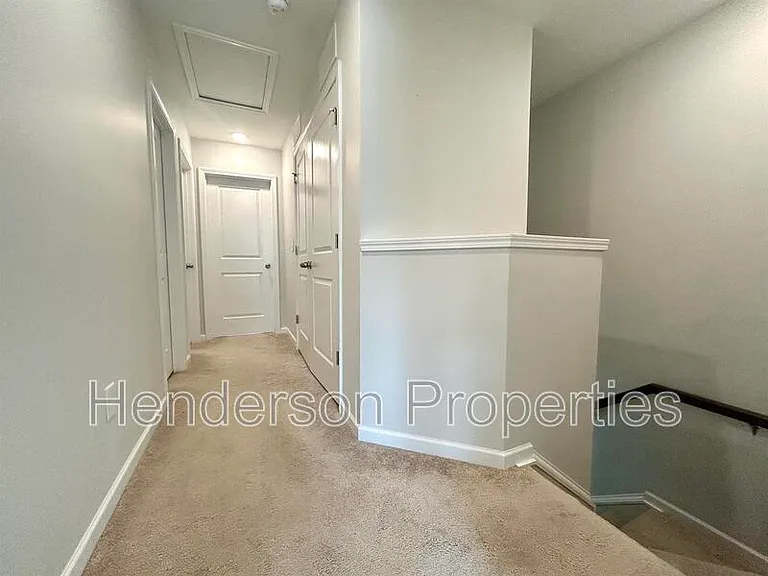 512 Laurel Walk Ln — Photo 8