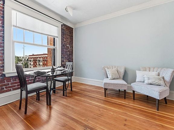 5th image of 2109 NW Irving St Unit 407