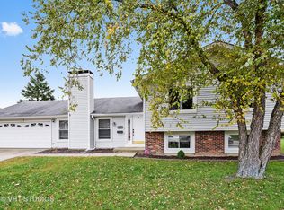 1108 Santa Anita Dr, Hanover Park, IL 60133