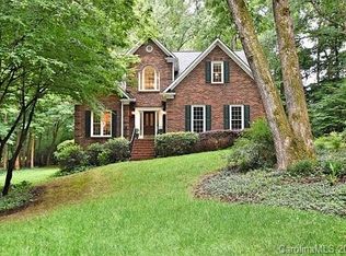 1314 Gateshead Ln, Matthews, NC 28105
