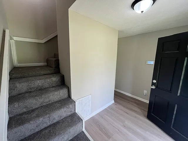 2290 Friar Rd — Photo 6