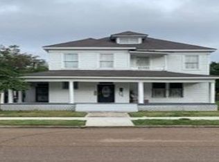 812 W Washington St, Greenwood, MS 38930