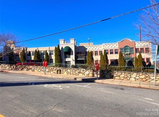 37 Hiawassee St APT W305, Asheville, NC 28801