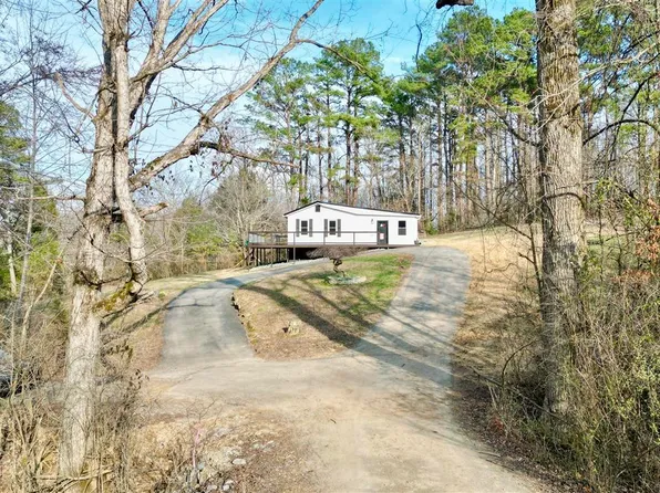 1131 Scotts Chapel Rd, Jamestown, KY 42629