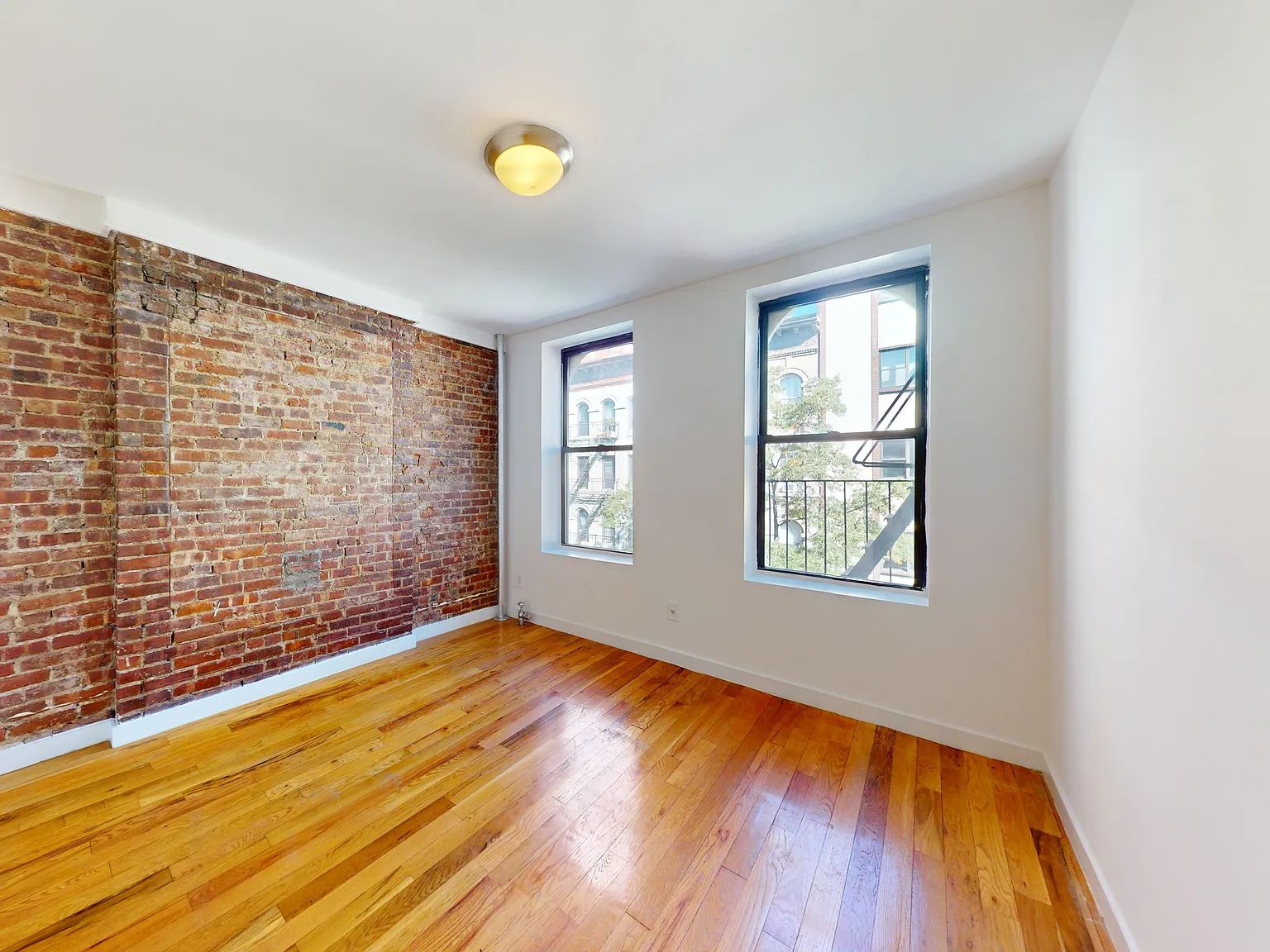 312 East 91st Street — Photo 3