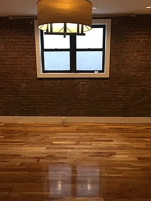 Rented by Uptown Flats LLC | media 25