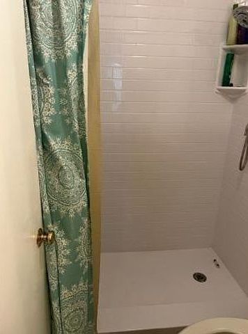 1st image of 5256 NE 6th Ave #3D