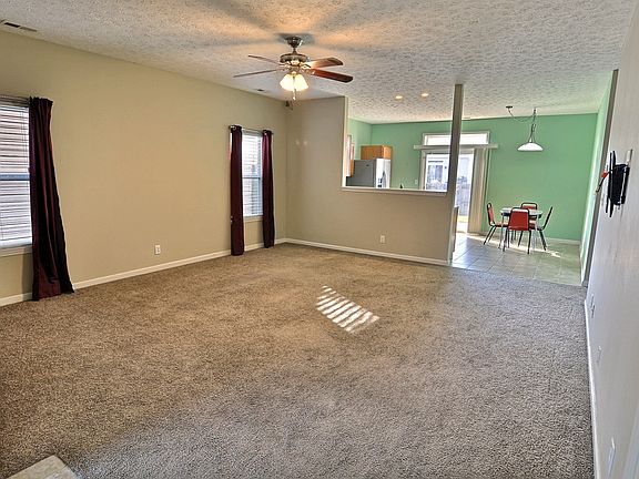 3rd image of 2707 Bond Dr