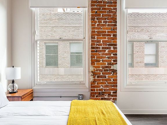 2nd image of 625 Broadway Unit 10495