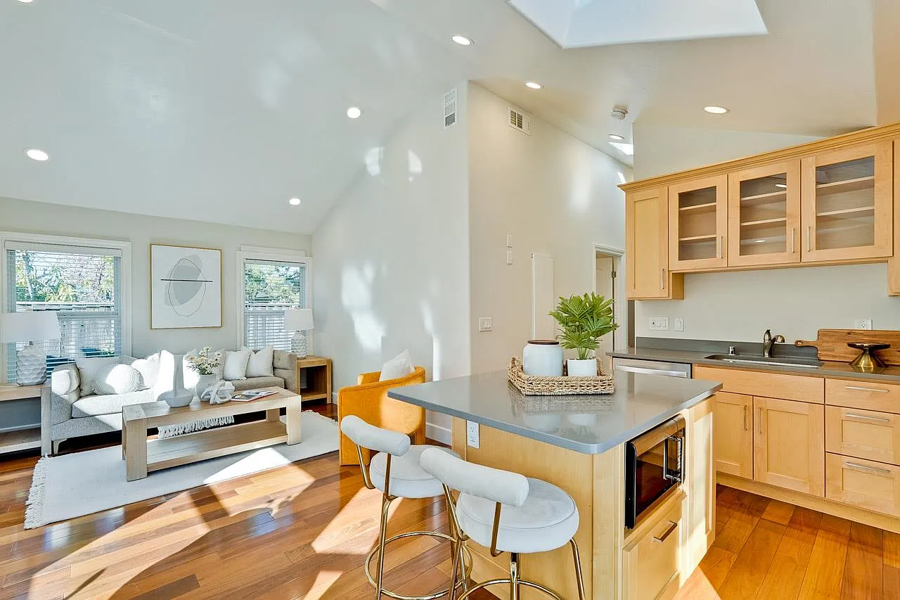 10657 Randy Ln photo 1