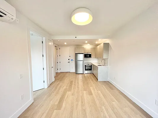 Rented by MADEHOME | media 10