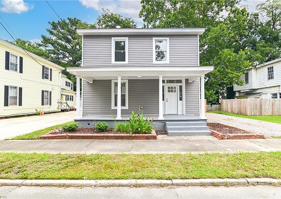 1st image of 214 Grace St
