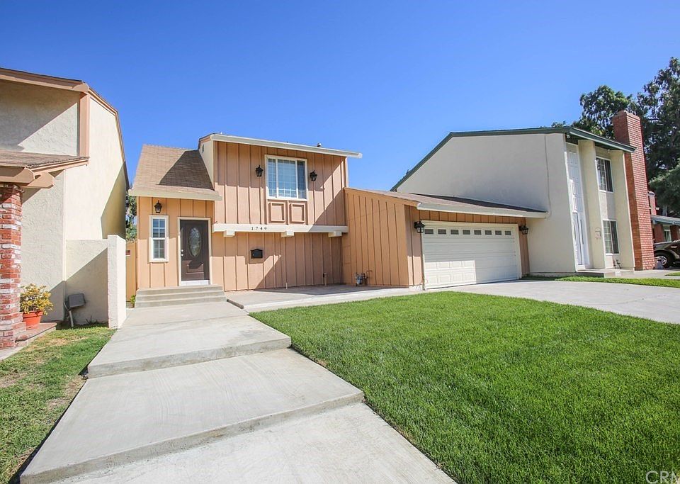 1st image of 1749 Fairridge Cir