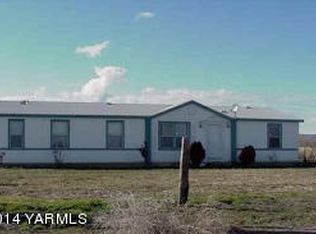 220 Lake Rd, Toppenish, WA 98948