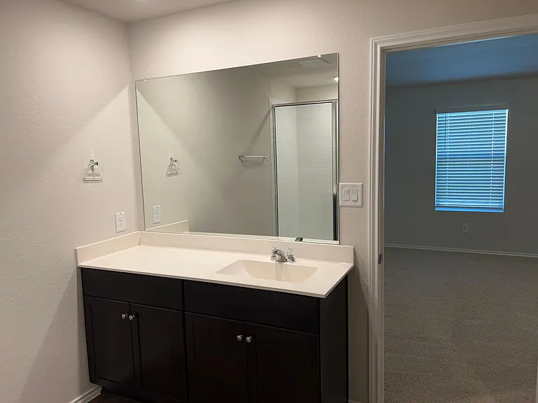 937 Armadillo Dr — Photo 13