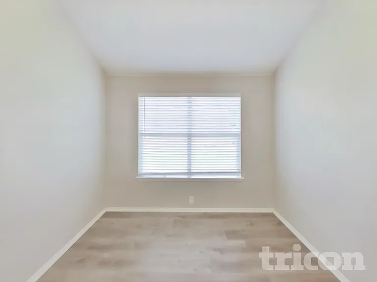 120 Bison Meadow Dr — Photo 13