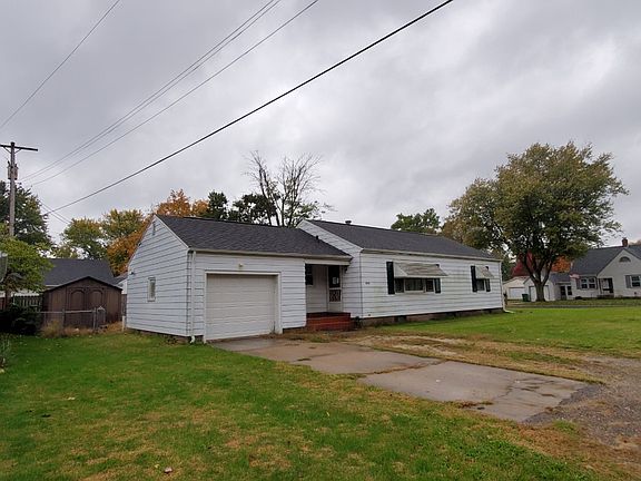 3rd image of 3254 W Shoff Cir