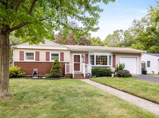 1353 Coolidge Ave, Kalamazoo, MI 49006