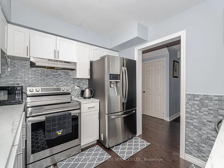 430 Mapleview Dr E #6 — Photo 12