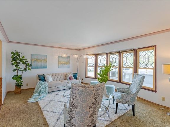4th image of 15542 Cornuta Ave