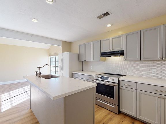 5th image of 3735 Heatherwood Dr